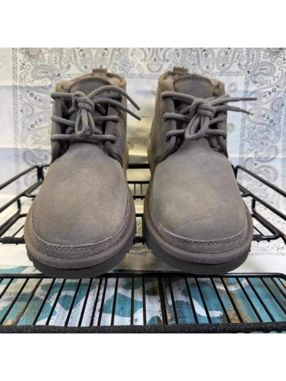 NEW UGG Neumel Chukka Boots Gray Suede Fur Lining Size Mens(Youth) 5/Womans 6.5
